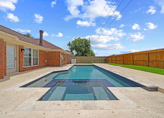 Property at 17706 Garnercrest Dr, Houston, TX 77095, 4 beds, 2 baths
