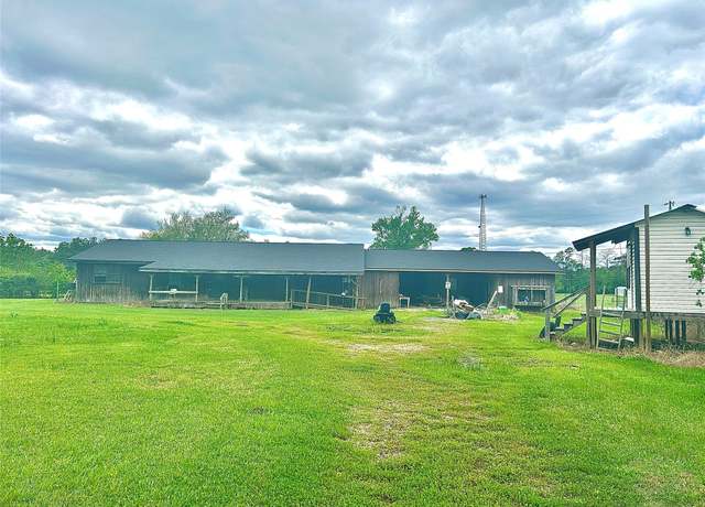 Property at 217 County Road 3083, TX 75933, 3 beds, 2.5 baths