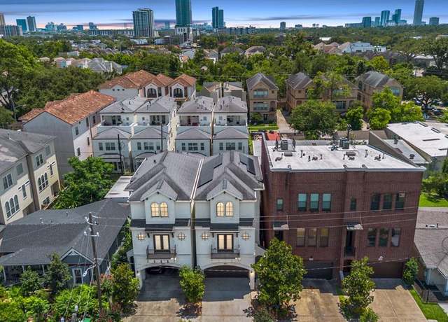 Property at 4611 Rose St, Houston, TX 77007, 4 beds, 3.5 baths