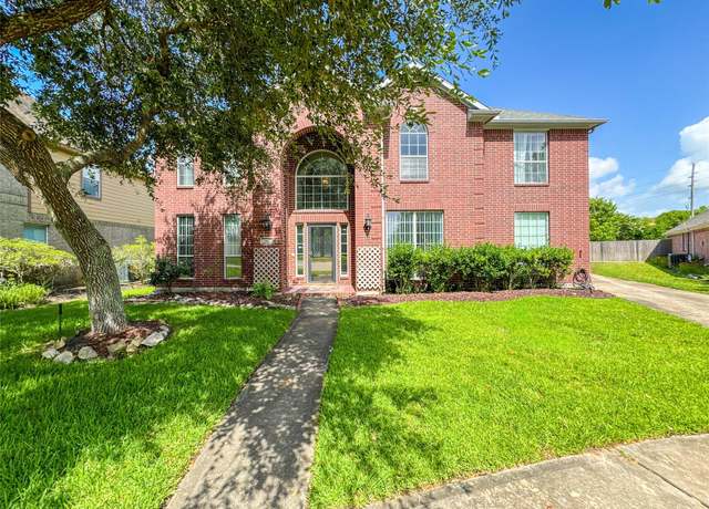 Property at 3106 Alexandros Ct, Pearland, TX 77584, 5 beds, 4 baths