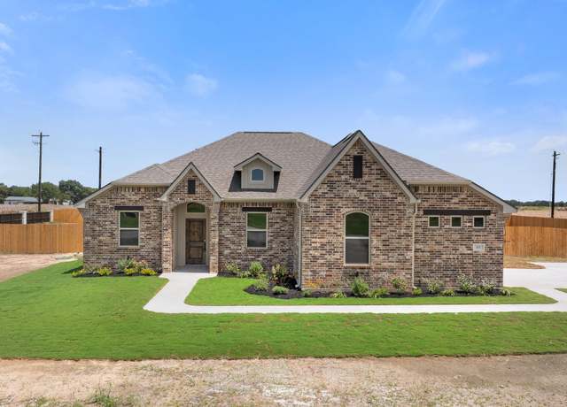 Property at 101 Court Side, Snook, TX 77878, 4 beds, 2.5 baths