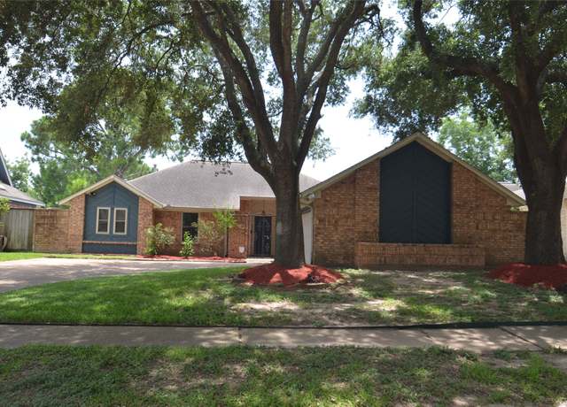 Property at 6102 Denmark Dr, Pasadena, TX 77505, 3 beds, 2 baths