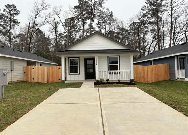 Property at 12046 William Trails Circle Cir, Willis, TX 77378, 2 beds, 2 baths
