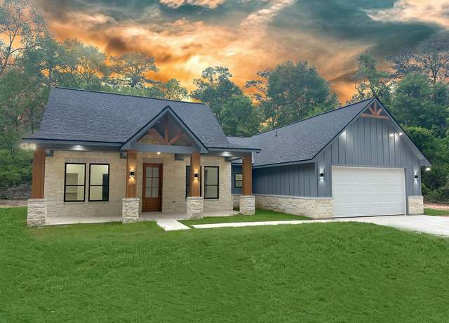 Property at 51 V Allen Ln, Coldspring, TX 77331, 3 beds, 2.5 baths