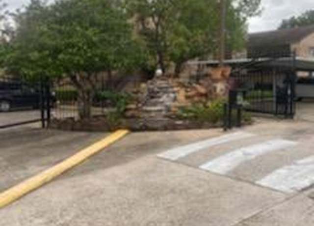 Property at 10555 Turtlewood Ct #1601, Houston, TX 77072, 2 beds, 2 baths