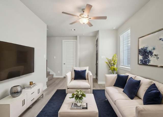 Property at 4116 Fig Grove St, Houston, TX 77080, 3 beds, 2.5 baths