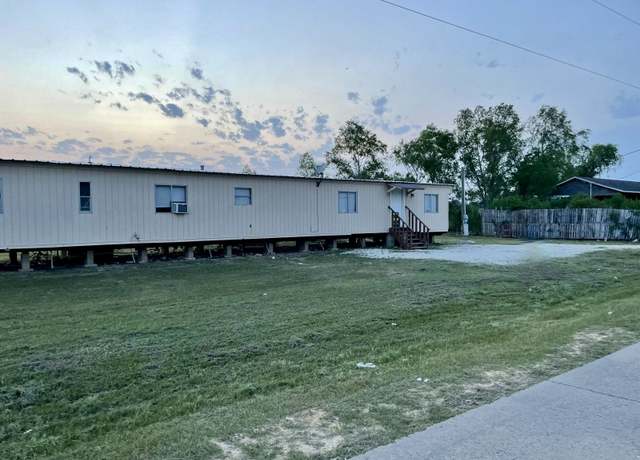 Property at 40 County Road 3557, Cleveland, TX 77327