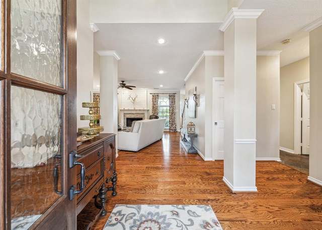 Property at 7611 Heathrow Ln, Spring, TX 77379, 4 beds, 2.5 baths