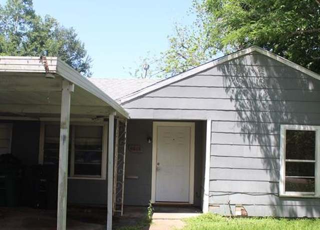 Property at 4813 Angleton St, Houston, TX 77033, 3 beds, 1 bath