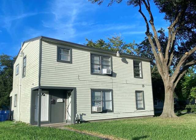 Property at 1138 4th Ave N, Texas City, TX 77590, 4 beds, 2 baths