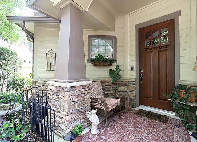 Property at 119 Douvaine Ct, The Woodlands, TX 77382, 3 beds, 2 baths