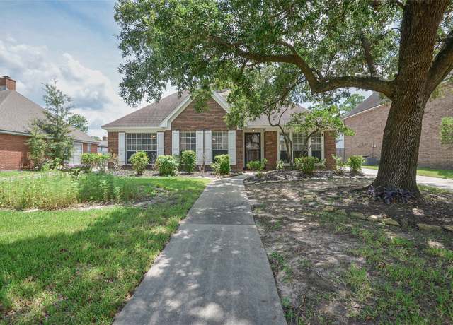 Property at 19730 Bambiwoods Ct, Humble, TX 77346, 3 beds, 2 baths
