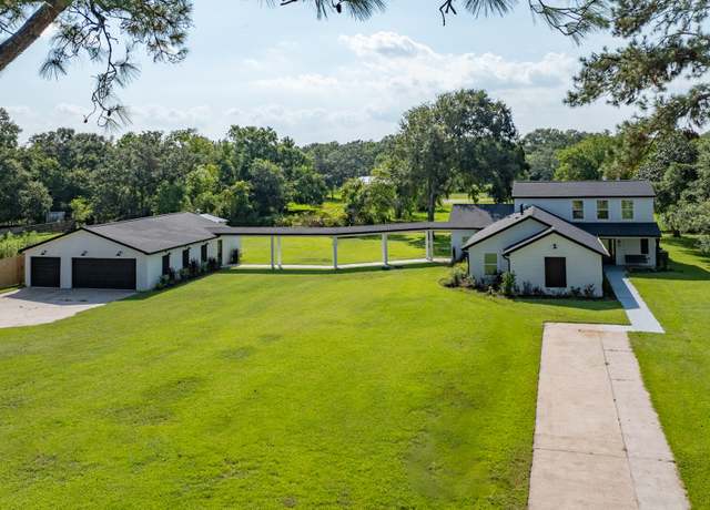 Property at 4226 Jensen Dr, Santa Fe, TX 77517, 4 beds, 3 baths