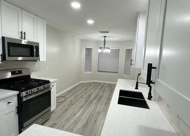 Property at 18468 Misty Wood Ln, Porter, TX 77365, 3 beds, 2 baths