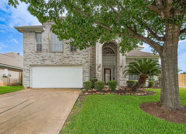 Property at 651 S Marathon Way, Stafford, TX 77477, 4 beds, 3.5 baths