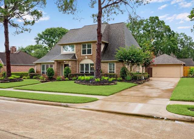 Property at 15927 Meadowside Dr, Houston, TX 77062, 4 beds, 2.5 baths