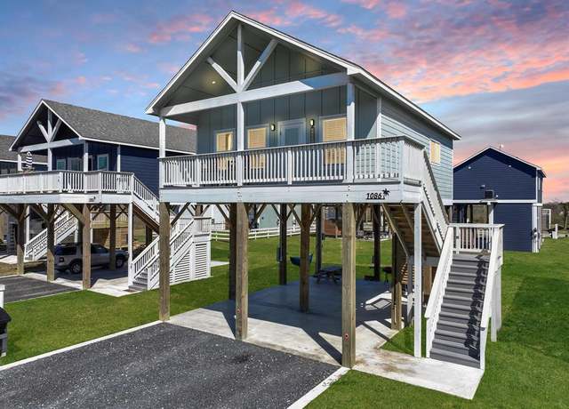 Property at 1086 Cedar Ln, Gilchrist, TX 77617, 2 beds, 2 baths