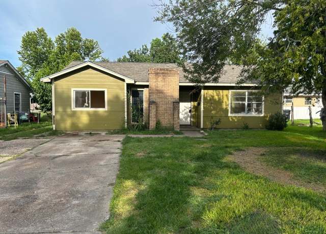 Property at 4506 Hoffman St, Houston, TX 77026, 4 beds, 2 baths