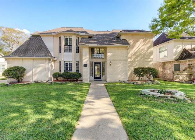 Property at 1646 Creekside Dr, Sugar Land, TX 77478, 4 beds, 3.5 baths