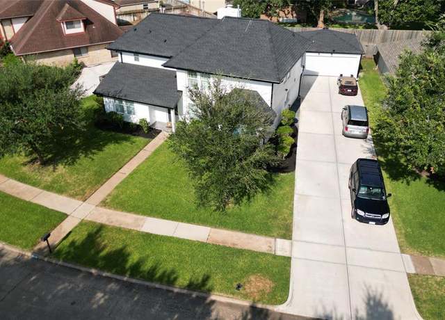 Property at 2906 Pecan Ridge Dr, Sugar Land, TX 77479, 5 beds, 4 baths