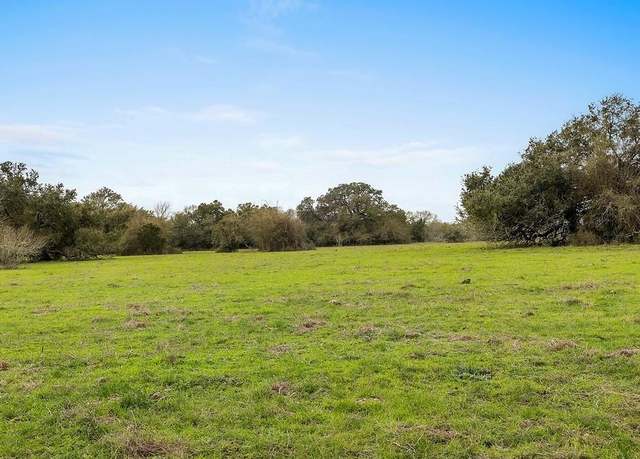 Property at Tract 3 Tbd Kleihege Rd, New Ulm, TX 78950