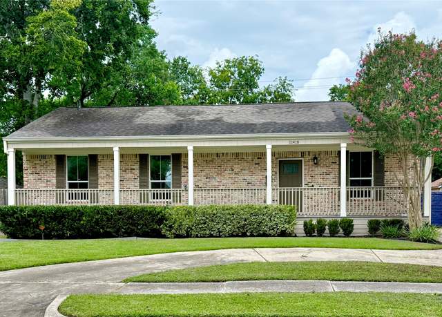 Property at 11418 Braewick Dr, Houston, TX 77035, 4 beds, 2 baths