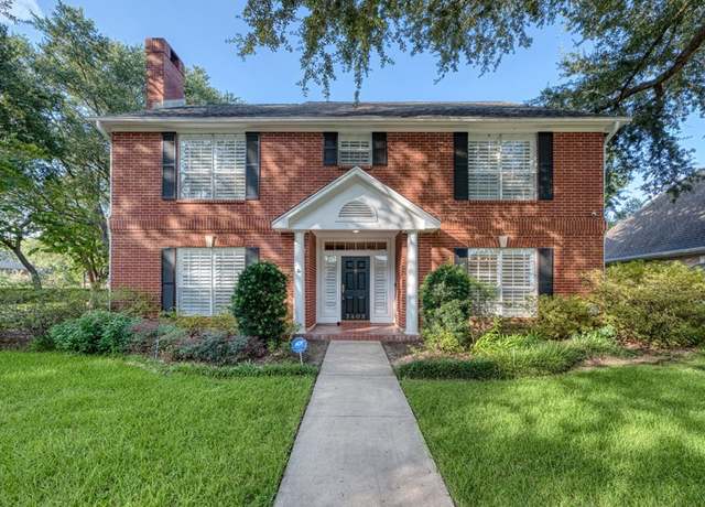 Property at 3403 Driftwood Ct, Sugar Land, TX 77478, 4 beds, 3 baths