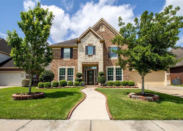 Property at 1115 Haye Rd, Friendswood, TX 77546, 5 beds, 3.5 baths