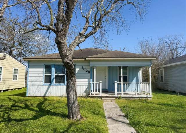 Property at 1626 W 6th St, Freeport, TX 77541, 2 beds, 1 bath