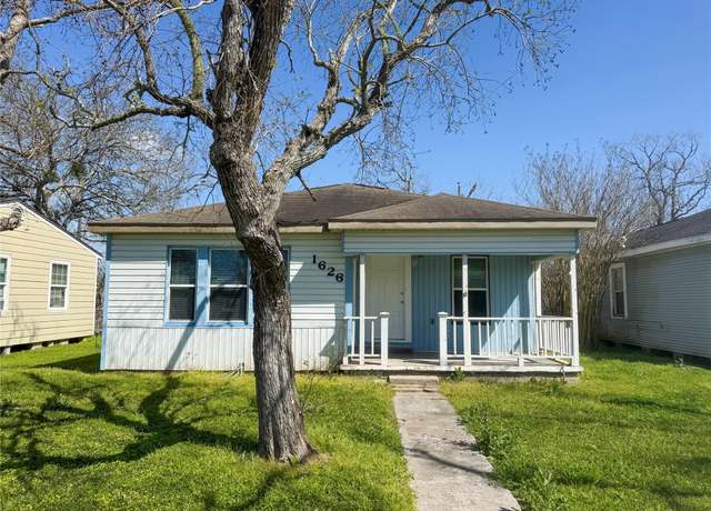 Property at 1626 W 6th St, Freeport, TX 77541, 2 beds, 1 bath