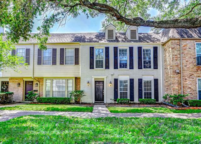 Property at 13060 Trail Hollow Dr #3060, Houston, TX 77079, 3 beds, 2.5 baths