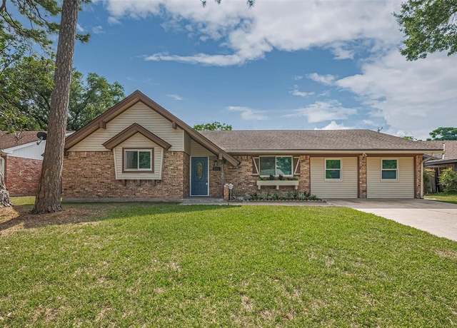 Property at 7130 Walkway St, Houston, TX 77036, 3 beds, 2 baths