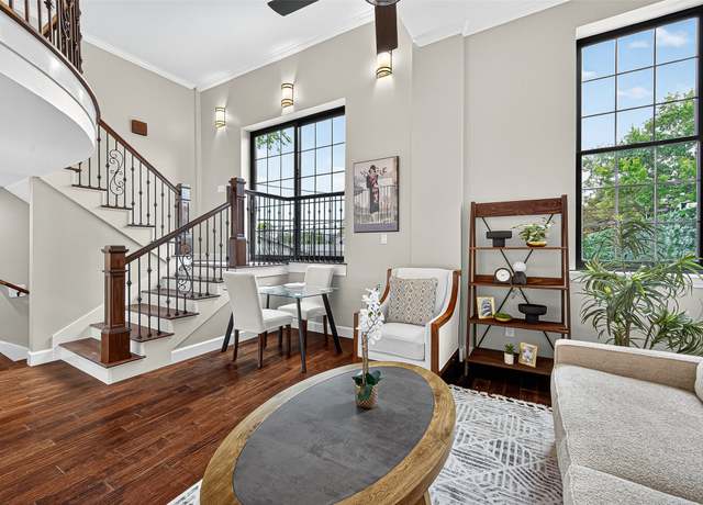 Property at 1100 Harvard St #8, Houston, TX 77008, 2 beds, 2 baths