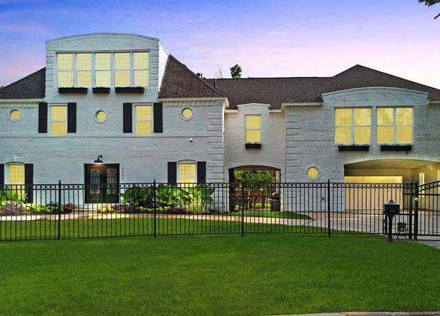 Property at 3222 Oakmont St, Houston, TX 77021, 6 beds, 5.5 baths
