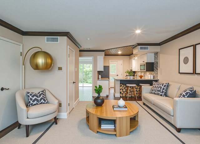 Property at 2209 Bauer Dr, Houston, TX 77080, 3 beds, 2 baths