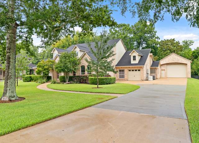 Property at 4411 Oxbow Cir E, Fulshear, TX 77441, 4 beds, 3 baths