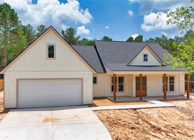 Property at 10176 County Road 302, Plantersville, TX 77363, 4 beds, 2 baths
