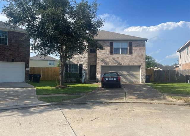 Property at 8303 Quest Ct, Rosharon, TX 77583, 5 beds, 3.5 baths
