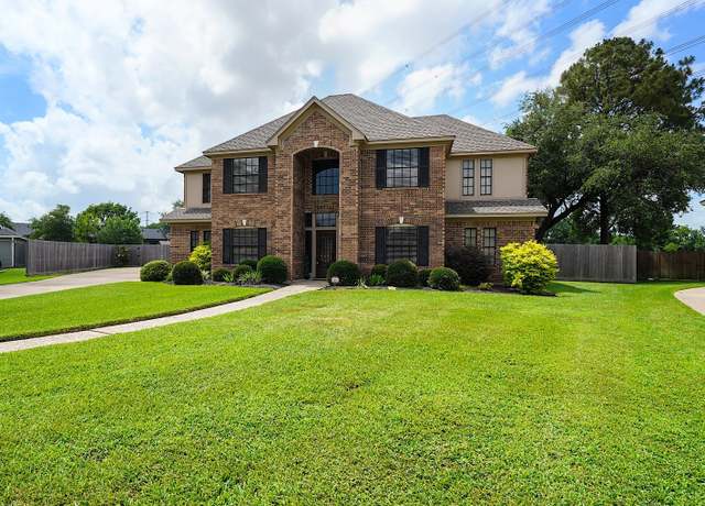 Property at 2202 Canterbury Ct, Deer Park, TX 77536, 4 beds, 2.5 baths