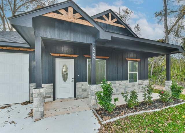 Property at 16513 Anyon Dr, Conroe, TX 77303, 3 beds, 2 baths