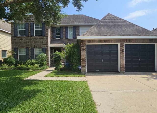 Property at 930 Sage St, Baytown, TX 77521, 4 beds, 2.5 baths