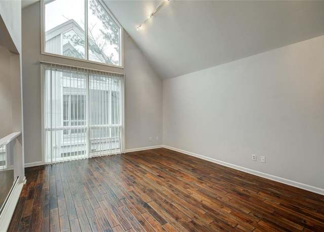 Property at 615 Kipling St #7, Houston, TX 77006, 1 bed, 1 bath