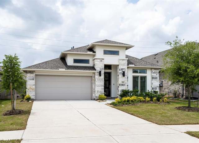 Property at 30142 Gold Finch Pl, Fulshear, TX 77441, 4 beds, 2 baths