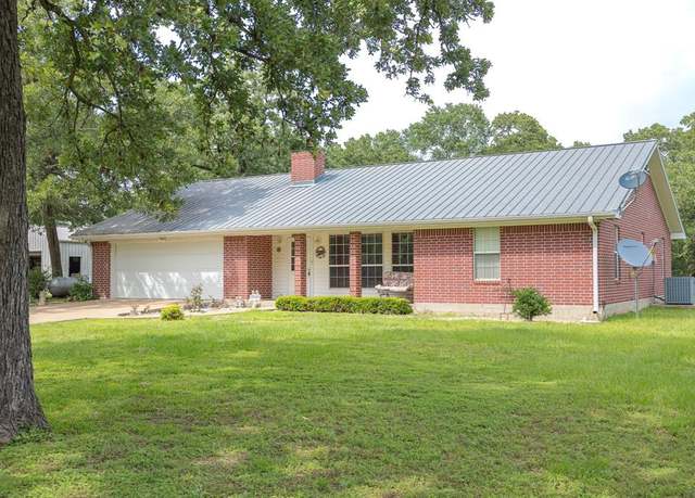 Property at 4988 Paso Fino Ln, Madisonville, TX 77864, 3 beds, 2 baths