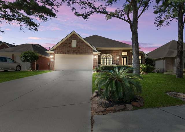 Property at 11910 Canyon Star Ln, Tomball, TX 77377, 4 beds, 3 baths
