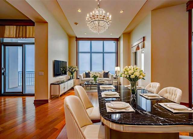 Property at 801 E Beach Dr Unit TW2806, Galveston, TX 77550, 3 beds, 2.5 baths