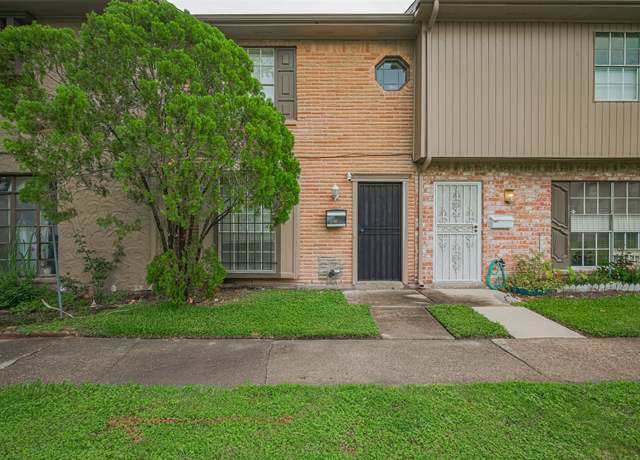 Property at 7282 Crownwest St #7282, Houston, TX 77072, 2 beds, 2.5 baths