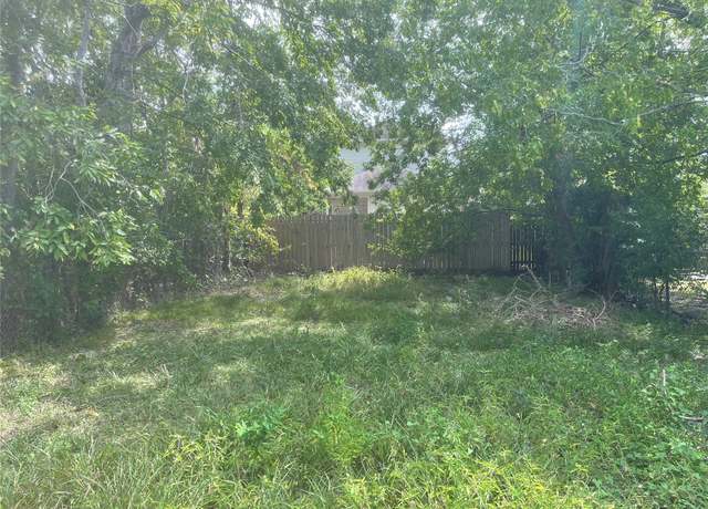 Property at 1010 E 38th St, Houston, TX 77022