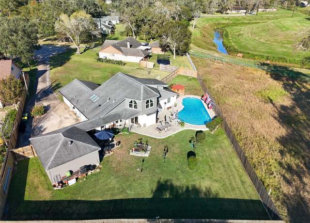 Property at 3103 Patricia Ln, Pearland, TX 77581, 4 beds, 3 baths