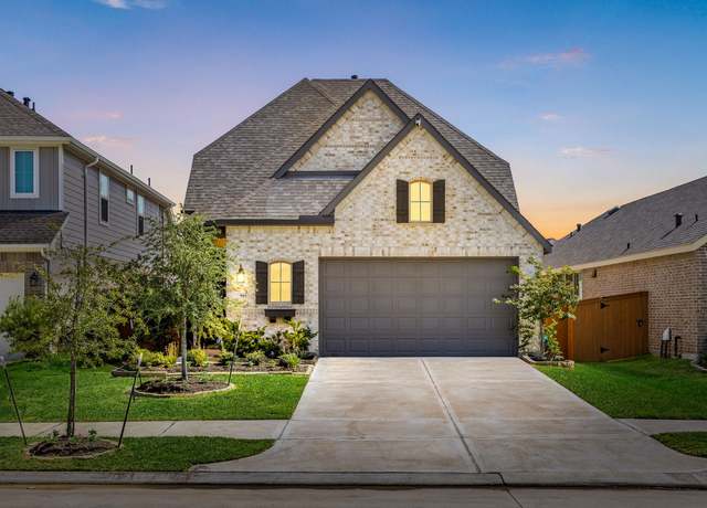 Property at 905 Crystal Bend Ln, Katy, TX 77493, 4 beds, 3 baths